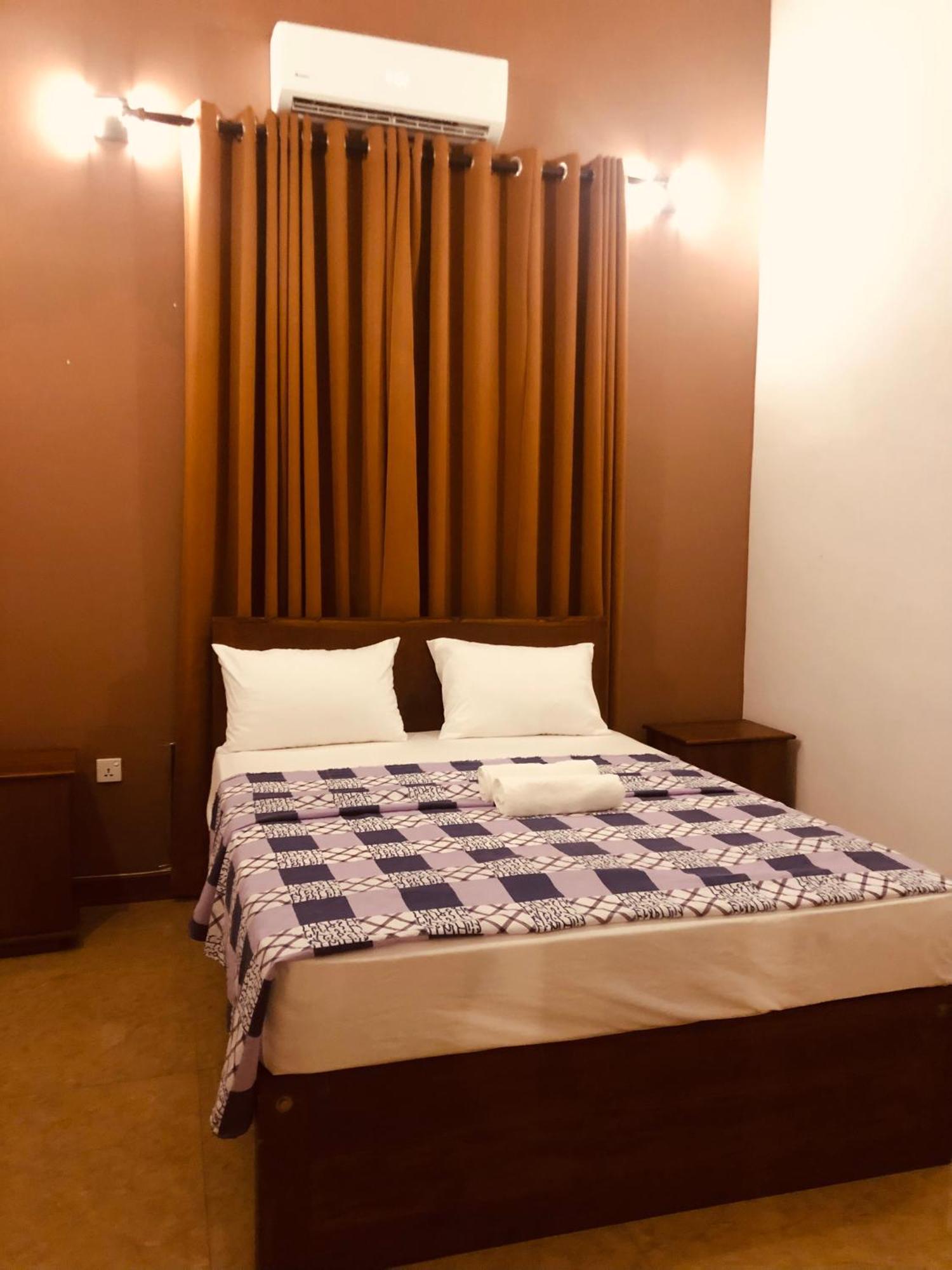Ace Boutique Airport Hotel Katunayaka Buitenkant foto